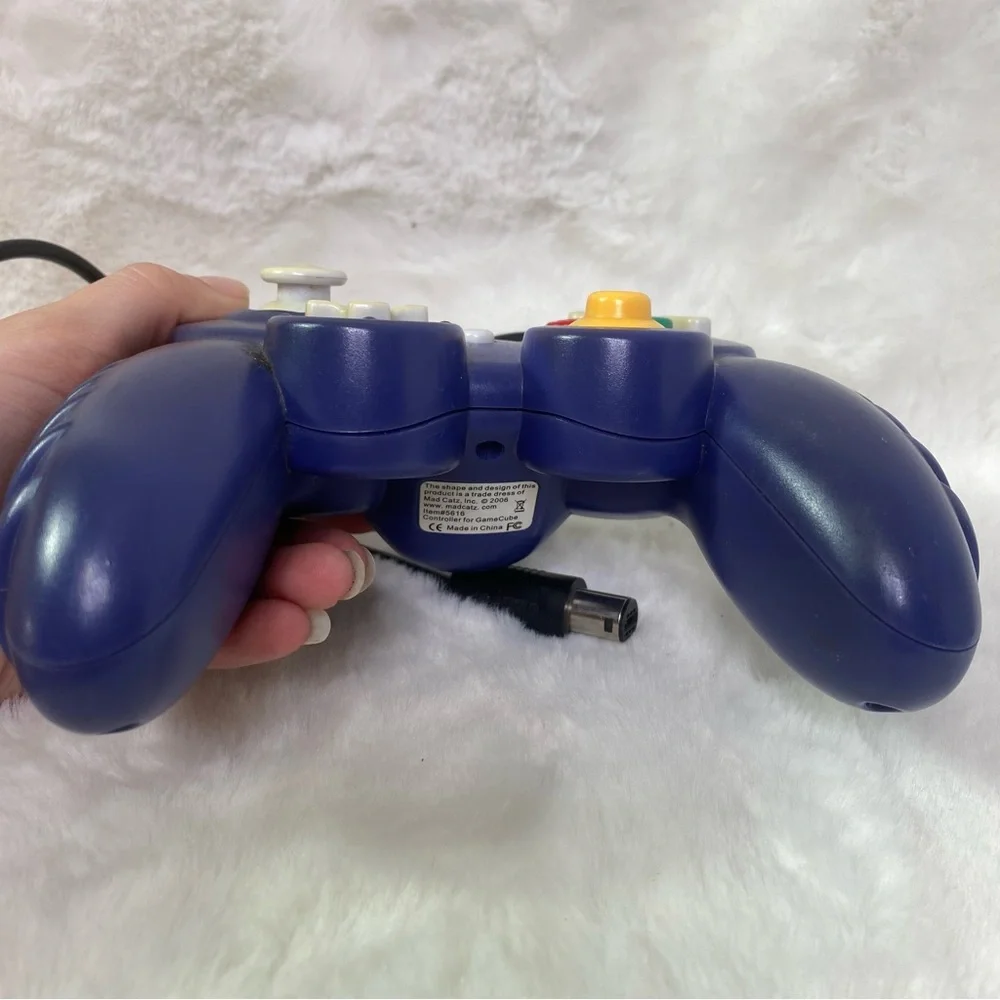 MadCatz GameCube purple Nintendo controller